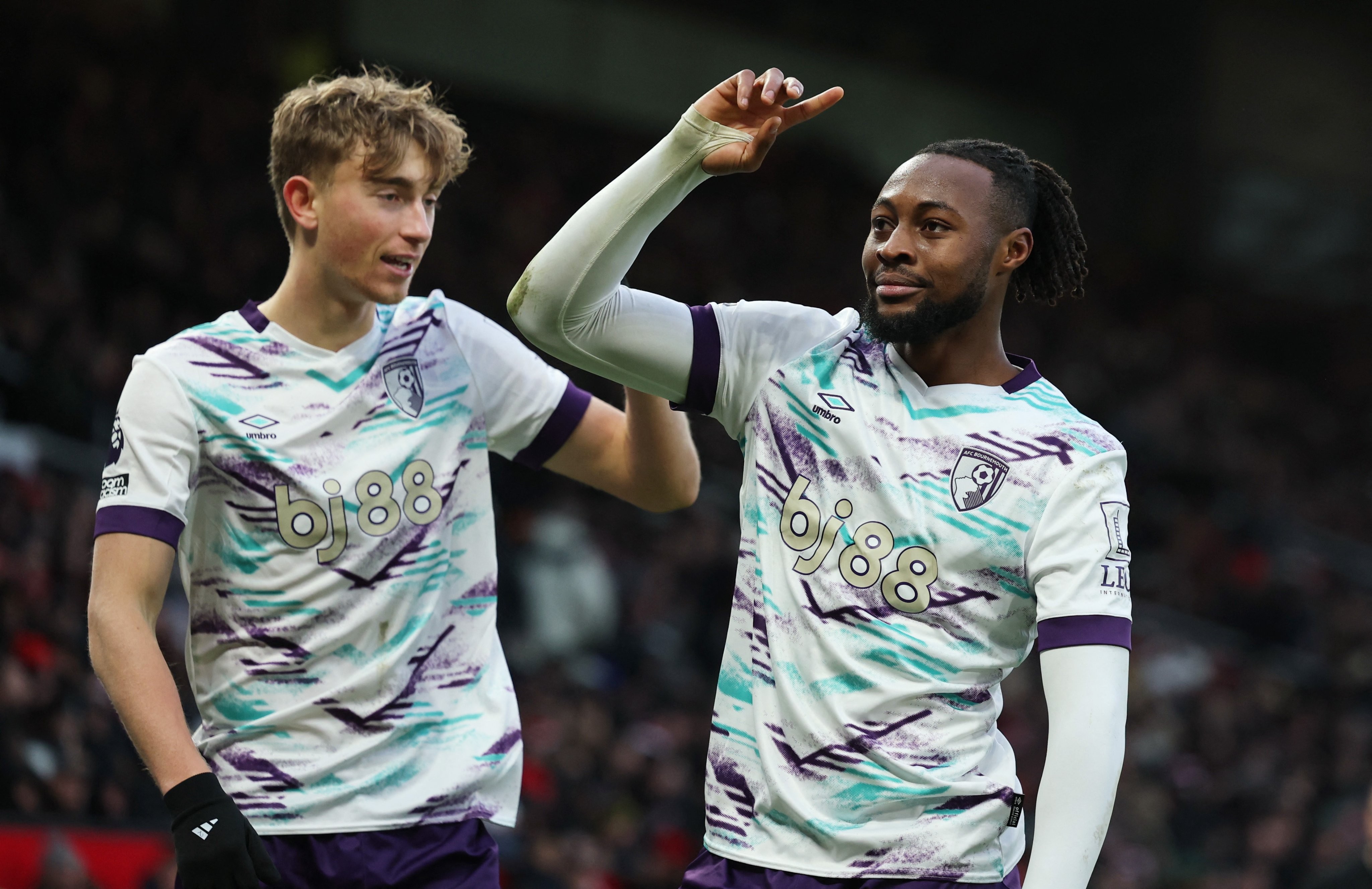 伯恩利签下新援，球队实力进一步增强