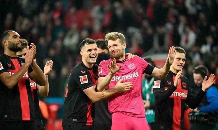 莱万多夫斯基梅开二度，拜仁主场战胜勒沃库森