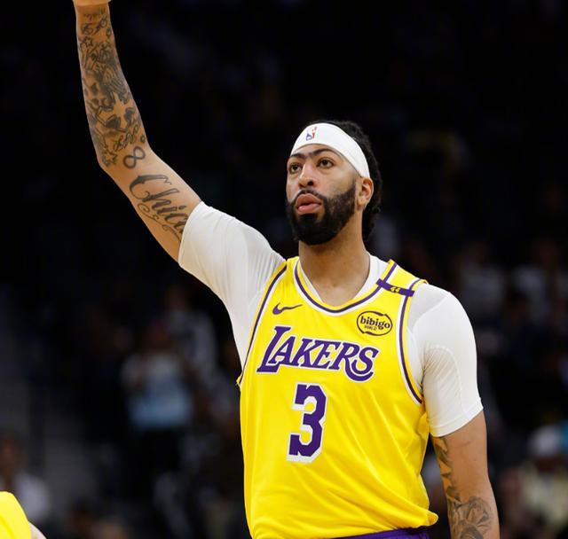 詹姆斯新星大比分领先表现惊艳，法国队未来可期！