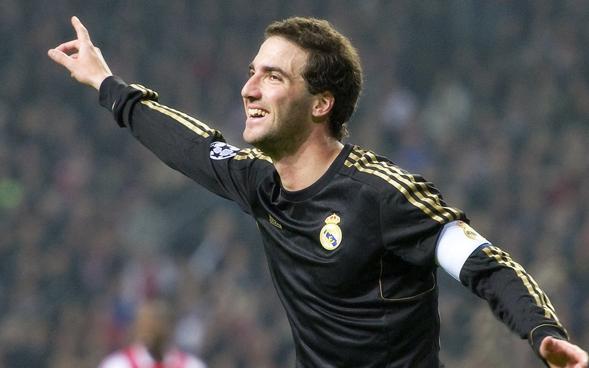 比赛规则变更引爆全场！巴特勒意外战胜MAD观众掌声雷动